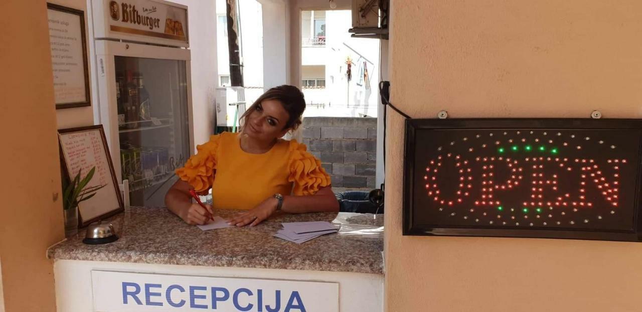 Apartments Cindrak بار المظهر الخارجي الصورة
